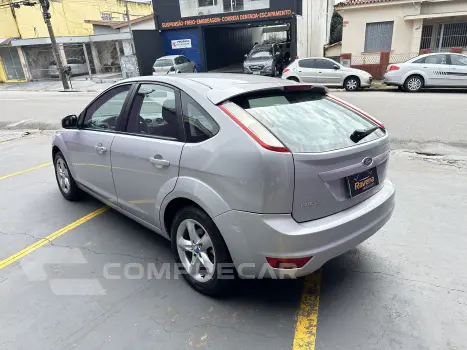 FOCUS 1.6 GL 8V