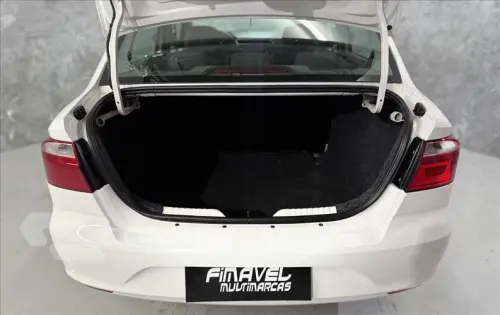 VOYAGE 1.0 12V MPI Totalflex