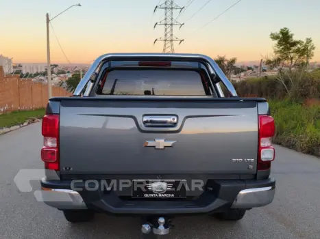 S10 2.4 MPFI LS 4X2 CD 8V FLEX 4P MANUAL