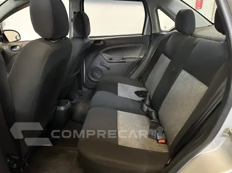 FIESTA 1.6 MPI Class Sedan 8V