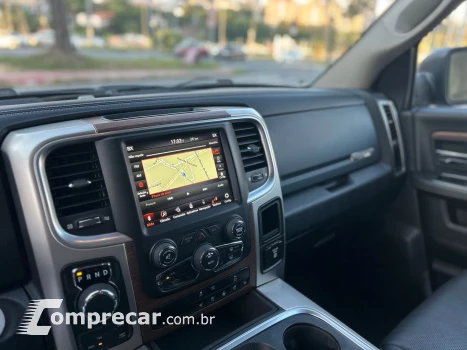 Classic 5.7 V8 Gasolina Laramie Cd 4X4 Automático