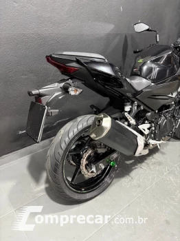 Z 400 ABS