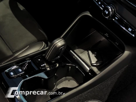 XC40 1.5 T5 Hybrid R-design FWD Geartronic