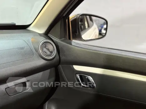 KWID 1.0 12V SCE Intense
