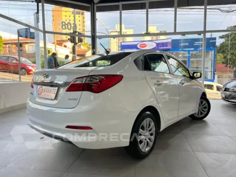 HB20S 1.6 COMFORT PLUS 16V FLEX 4P AUTOMÁTICO