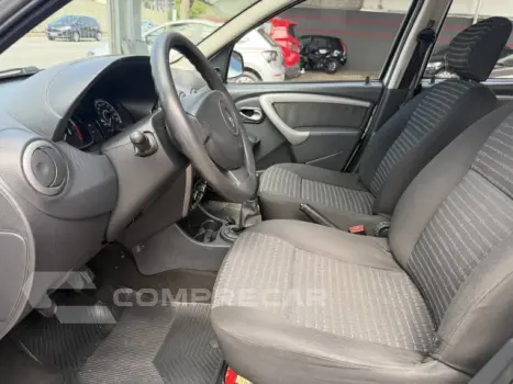 SANDERO - 1.6 EXPRESSION 8V 4P MANUAL