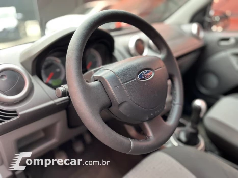 FIESTA 1.6 MPI Sedan 8V