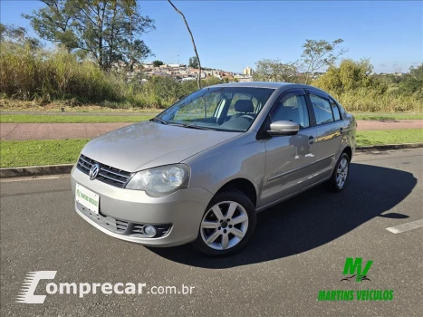Volkswagen POLO SEDAN 1.6 MI Comfortline 8V 4 portas