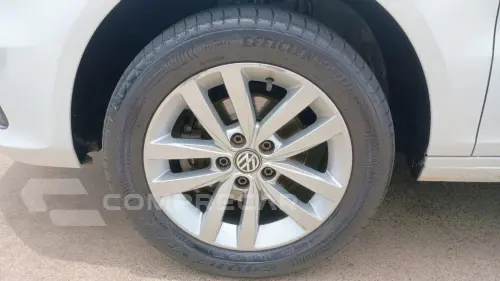 Fox Connect 1.6 Flex 8V 5p