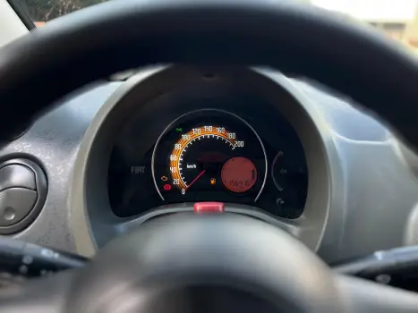 UNO 1.0 EVO VIVACE 8V FLEX 4P MANUAL