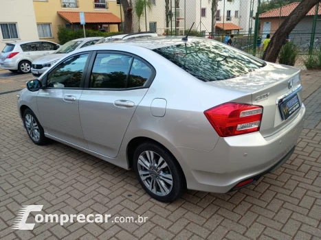 CITY 1.5 LX Sedan 16V