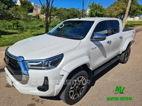 HILUX 2.8 D-4D TURBO DIESEL CD SRX PLUS 4X4 AUTOM
