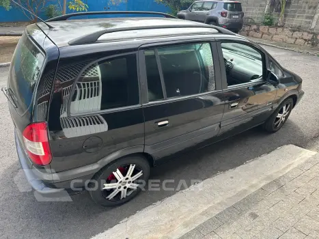Zafira 2.0 4P ELITE FLEX 7 LUGARES AUTOMÁTICO