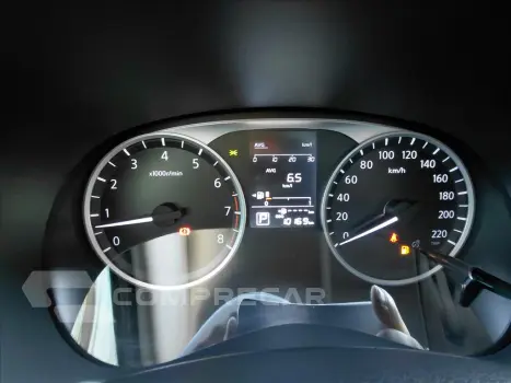KICKS PLAY 1.6 16V FLEXSTART SENSE XTRONIC