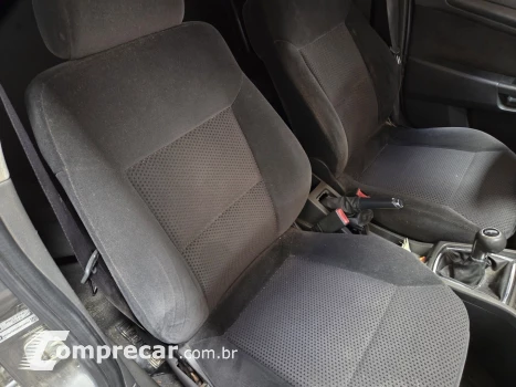 VECTRA 2.0 MPFI GT HATCH 8V FLEX 4P MANUAL