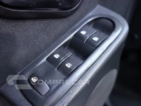 DUSTER - 2.0 DYNAMIQUE 4X2 16V 4P AUTOMÁTICO