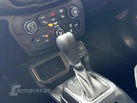 RENEGADE 1.3 T270 TURBO FLEX LONGITUDE AT6