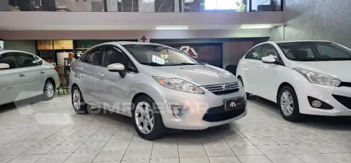 FORD Fiesta Sedan SE 1.6 16V Flex 4p 4 portas