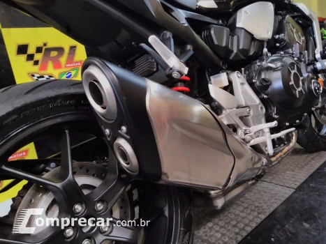 CB 1000R