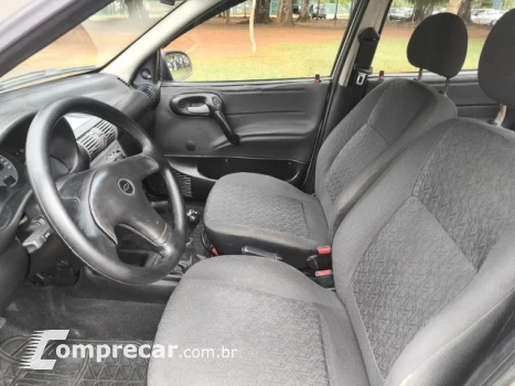 CLASSIC - 1.0 MPFI SPIRIT 8V 4P MANUAL