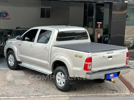 HILUX CD4X4 SRV
