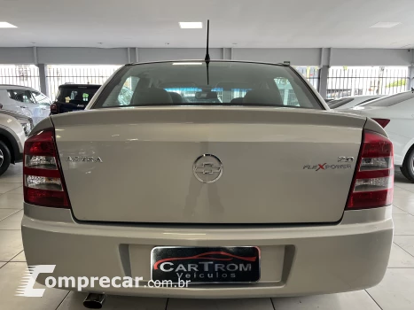 ASTRA 2.0 MPFI Elegance Sedan 8V