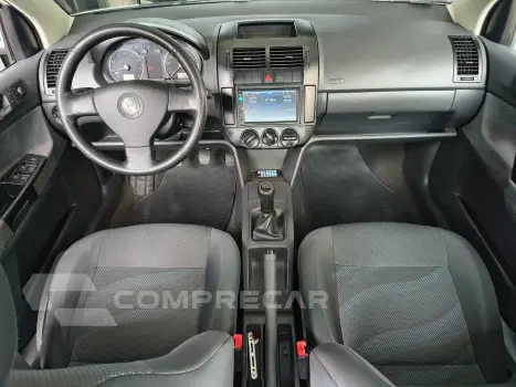 POLO SEDAN 1.6 MI 8V FLEX 4P MANUAL