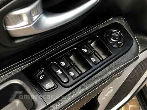 Renegade 1.8 16V Flex 4P Automático