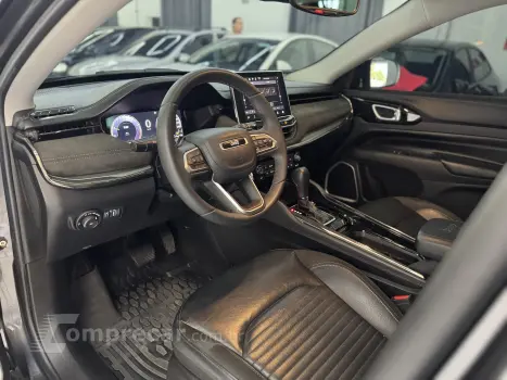 COMMANDER 1.3 T270 Turbo Limited