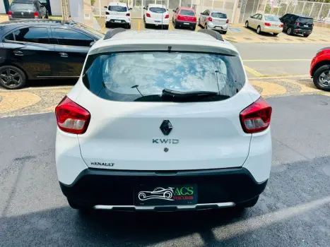 KWID OUTSIDER 1.0 Flex 12V 5p Mec.