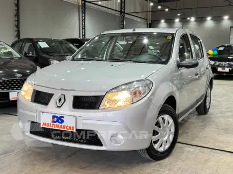 Renault SANDERO - 1.0 EXPRESSION 16V 4P MANUAL 4 portas