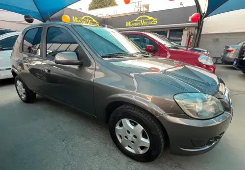 CELTA 1.0 MPFI LT 8V