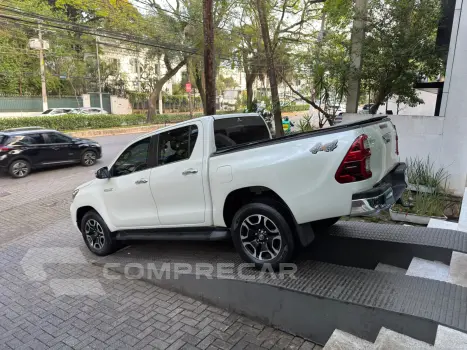 HILUX 2.8 D-4d Turbo CD SRX 4X4