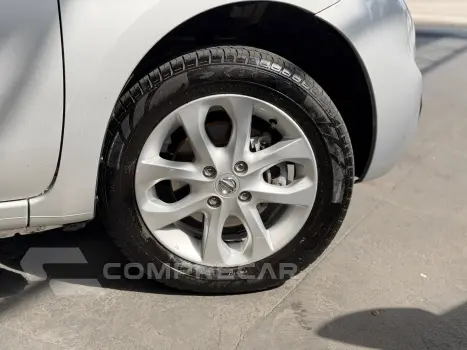 MARCH SV 1.0 12V Flex 5p
