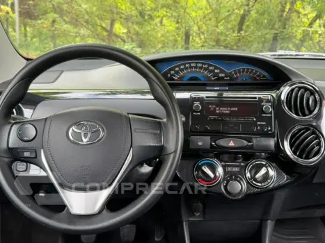 ETIOS 1.5 XLS 16V FLEX 4P MANUAL