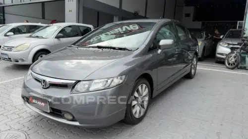 Honda Civic Sedan LXS 1.8/1.8 Flex 16V Mec. 4p 4 portas