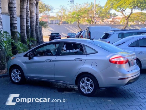 FIESTA 1.6 SE Sedan 16V