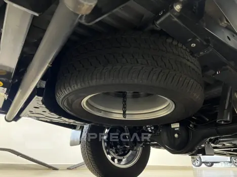 TRITON 2.4 Biturbo CD Hpe-s 4X4