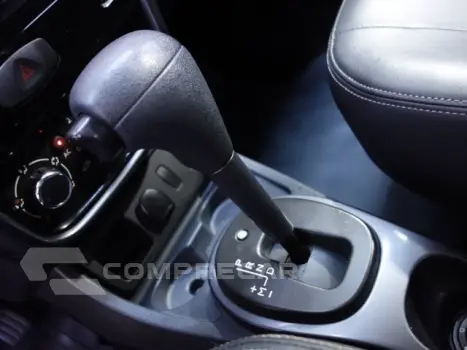 DUSTER - 2.0 DYNAMIQUE 4X2 16V 4P AUTOMÁTICO