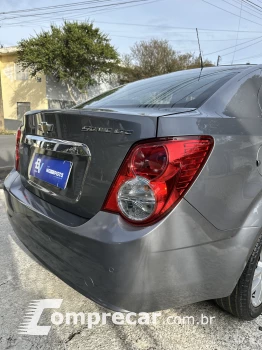SONIC 1.6 LTZ Sedan 16V