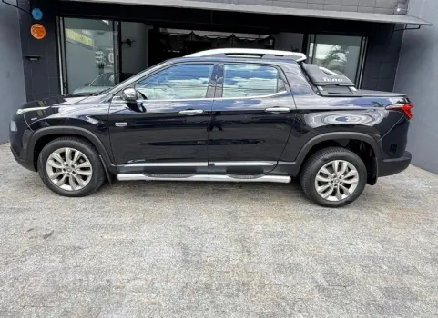 TORO 2.0 16V Turbo Ranch 4WD AT9