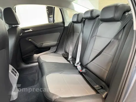 Virtus 1.0 4P 200 TSI FLEX HIGHLINE AUTOMÁTICO