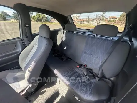 Classic Sedan 1.0 4P