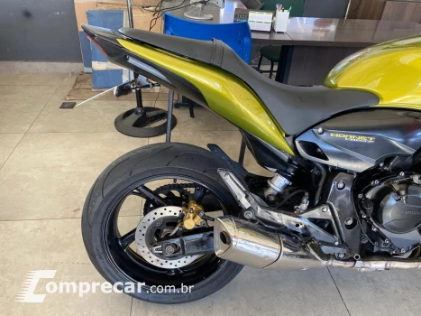 CB 600 F HORNET