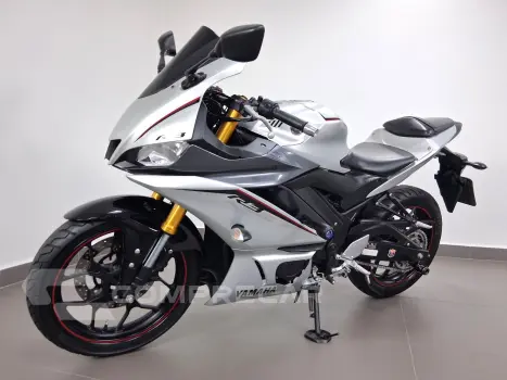 YAMAHA YZF R3 ABS