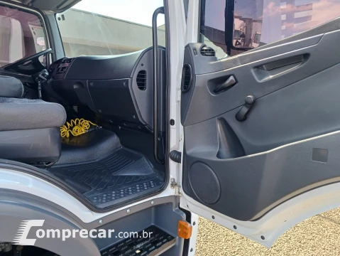 Mercedes-Benz Mercedes benz 1719 atego 2 portas