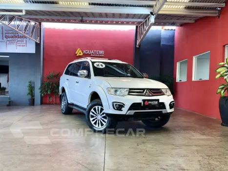PAJERO 3.5 HPE 4X4 7 LUGARES V6 24V FLEX 4P AUTOMÁTICO