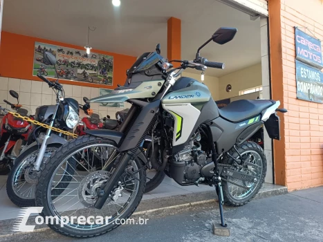 XTZ 250 LANDER