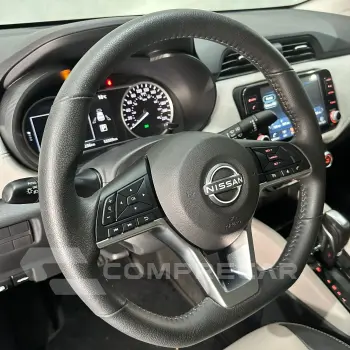 VERSA Exclusive 1.6 16V Flex Aut.