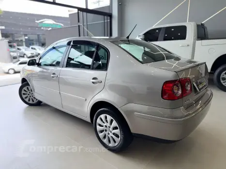 POLO SEDAN 1.6 MI 8V